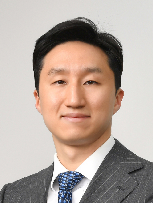 HD현대, 오너 3세 경영 체제 돌입...정기선 회장 승진